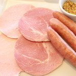 ハムとソーセージの盛り合わせ小皿