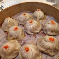 倶楽湾 - 上海カニ味噌小籠包