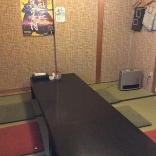 ゆったりくつろげる２階座敷