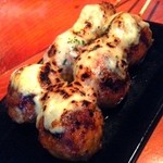 Yakitori Kei Izakaya Torikkusu - おっきな、チーズつくね！たこ焼きみたい(*´ー｀*)