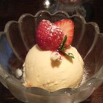 ナミヘイピザ - バニラアイス