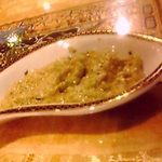 アラビアンレストラン パルミラ - ムタッバル（茄子と胡麻のペースト、シリア風）
