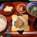 くろぎ - ランチ全景（2010.7）