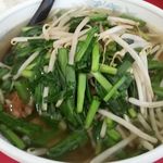 福軒 - ニラもやしの量がハンパないのでボリュームあります！