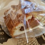 Boulangerie　FUJIO  - アップルパイ　200円