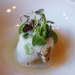 鰤と大根　生姜風味　酒粕の軽い泡ソース