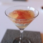 レストラン ヴァリエ - グレープフルーツのジュレ　クレームダンジュ