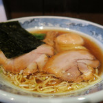 藤堂 - 燻丸 醤油　ズームアップ