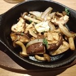白木屋 - ジャンボ椎茸とシメジのスタミナソテー