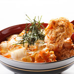[Specialty] Melting Oyako-don (Chicken and egg bowl) that you can eat with a spoon