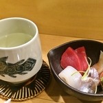 丞怜家 - 刺身盛り合わせには日本酒でしょう！！