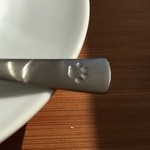 チェント・ドゥエ - ワンコの足跡付き　(*ﾉω･*)ﾃﾍ