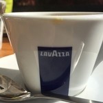 チェント・ドゥエ - このカップ何処かで見たような気が