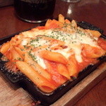 バツ - ピリ辛ペンネ