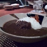 salon du kuma3 - 肉屋のカレーライスは辛さと美味さがひきたってます！