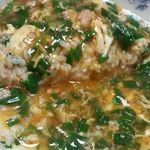 具はホルモン（小腸）、ニラと溶き卵