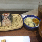 お米ダイニングメダカのがっこう - おにぎり定食