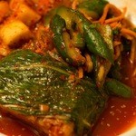 焼肉スンチャン - スンチャンの定番！キムチ盛り合わせ(980円)