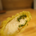 シャンパン&ワインと熟成鮨 Rikyu - 抹茶塩を付けまして