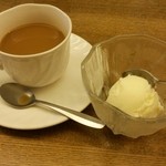 居心屋 福元 - ランチパスポート   コーヒーと日替わりデザート(アイスクリーム)