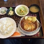 Donguri - 煮込みハンバーグ定食ランチ