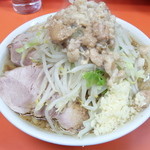 ラーメン二郎 神田神保町店 - ラーメン＋ニンニクアブラ