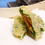 秋田 てんぷら みかわ - 根室の赤ウニ