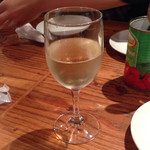 野毛ビストロZIPスタンド - 飲み放題の白ワイン