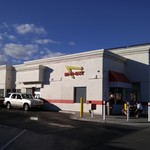 IN-N-OUT BURGER - 