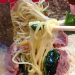 Ippatsu Ramen - 麺アップ