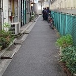 煮干そば 流。 - お店のある路地の風景