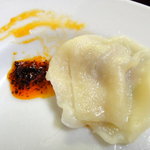 餃子の店 蘭州 - ラー油だけで食べると旨い