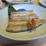 うなぎ亭 友栄 - しら焼　ズームアップ