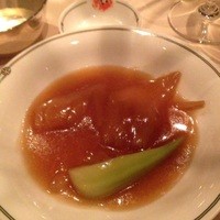 中国飯店 富麗華 - フカヒレの姿煮