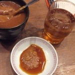 河内らーめん　喜神 - 餃子のタレに餃子用お味噌？をまぜま～す♪