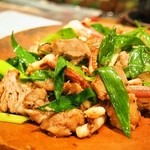 すし処 錦 - トロと烏賊の炒め物