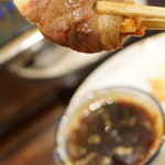 焼肉 平和園 - キムチ巻きラム