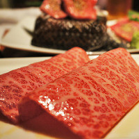 焼肉 いのうえ 吉祥寺店 - 厳選サーロインを使用した「焼きしゃぶ」口の中でとろける美味しさ…！