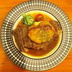 Niku Baru Bisutekka - 牛肉とフォアグラのロッシーニ・２，４６２円