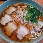 らうめん良 - ちゃーしゅーめん(しょうゆ)