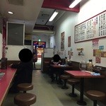 Ramen Yamaokaya - 食堂的な店内
