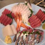 丼なもんや！ - 