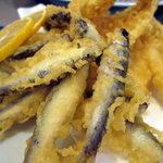 丼なもんや！ - キス、鮎の天ぷら