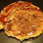 Okonomiyaki Kawamoto - 「お好み焼 くじら玉」（880円）