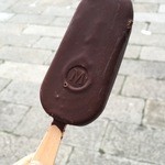 Magnum Pleasure Store - 料理写真:BLACK ESPRESSO 2.5€