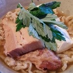 首里製麺 - フーチバーすば（おばぁの麺・沖縄出汁）