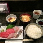 魚盛 - 201512 魚盛  ★本日のランチ(刺身）850円★