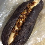 イソップベーカリー 本店 - キャラメルクリームパン（？）