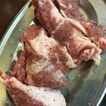 ホルモンまさる  - エンガワ 490円