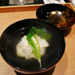 日本料理 晴山 - お椀：越前蟹の真丈